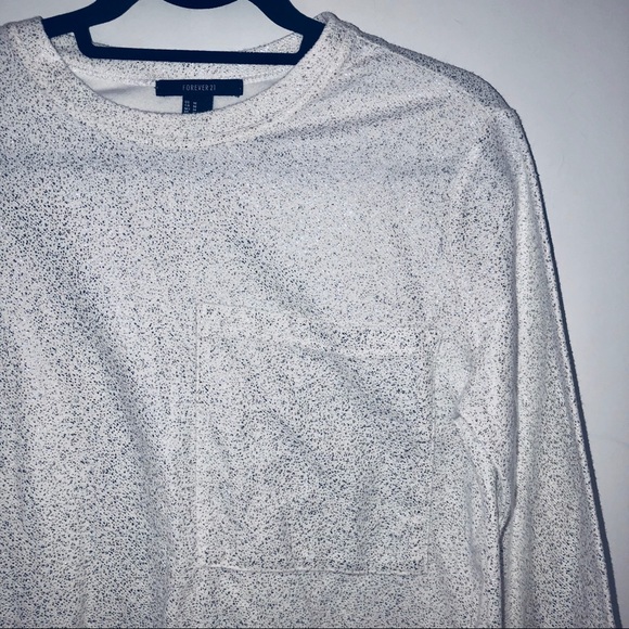 🚨FINAL OFFER🚨SPARKLY HOLIDAY TOP - Picture 2 of 4